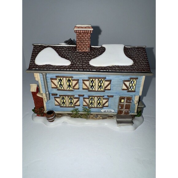 Dept 56 New England Village Series Bennington Manor #57008 Retired - Picture 3 of 13